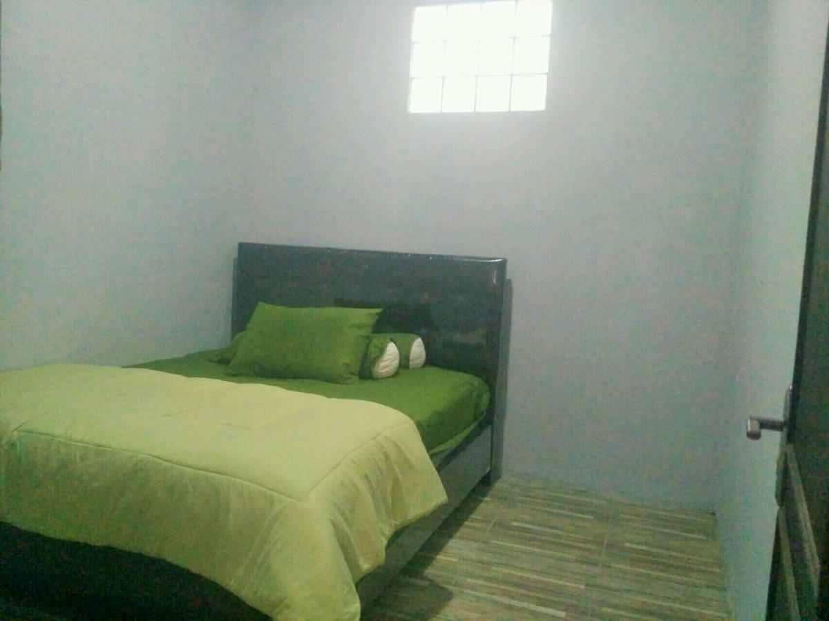 Homestay Bumi Asri III Cikutra Bandung Exterior photo